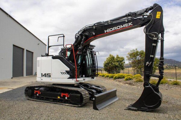 NEW Hidromek HMK145LCSR