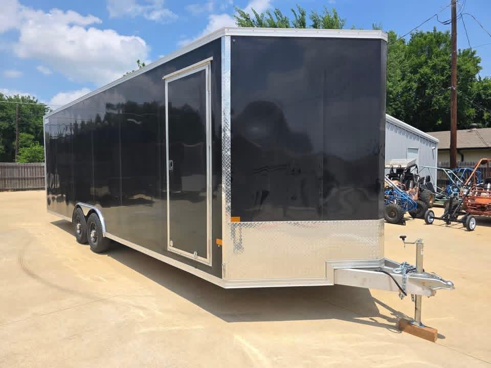 8.5x24 V-Nose Enclosed/Cargo Trailer