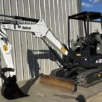 2022 Bobcat E32