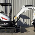 2022 Bobcat E32