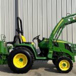 2016 John Deere 3033R